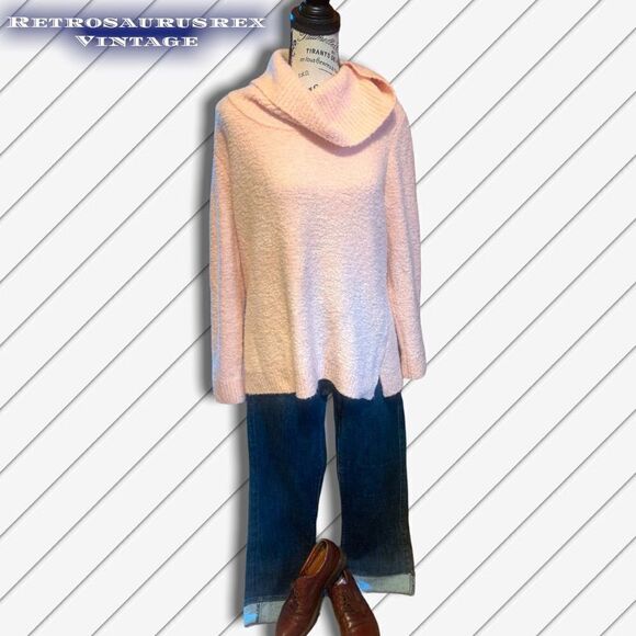 Vintage 1990’s Calvin Klein Peachy Oversized Cowl Neck Wool Knit Sweater, Large - Picture 3 of 5